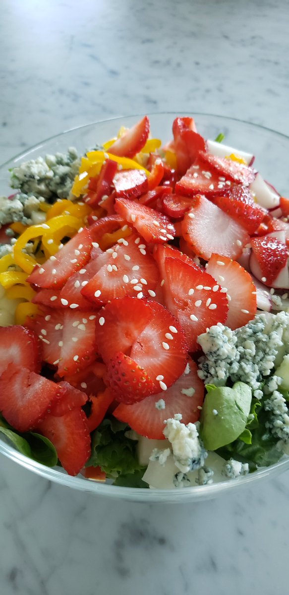 CulinaryIncubus's tweet photo. Fell in love with the dressing at @OriginalCafe11 on their New Salad so I tried to recreate it...theirs is still way better, but lunch was good with this salad and my Frankenstein creation anyway. https://t.co/c9swtdde3b
