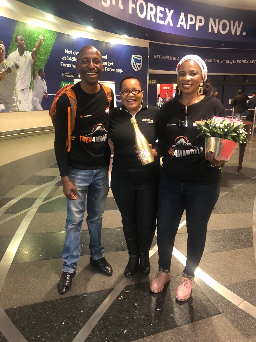 ladydwabantu's tweet photo. #trek4mandela Mroza as she returns from the Mt Kilimanjaro Summit ! Yes : “do something today that your Future SELF will thank you for !!👋🏾👋🏾👋🏾 https://t.co/IX7CiLppIm
