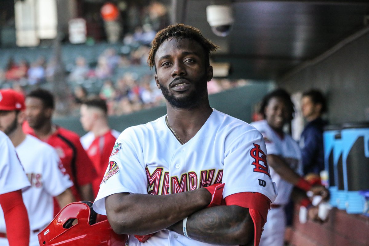 memphisredbirds's tweet photo. .@RandyArozarena gets #TheCall to join the @Cardinals for his @MLB debut!

He's reached base safely in his last 37 starts and is slashing .368/.442/.562 in 52 games with the Redbirds!

👏👏👏 https://t.co/6ApmKwmWG6