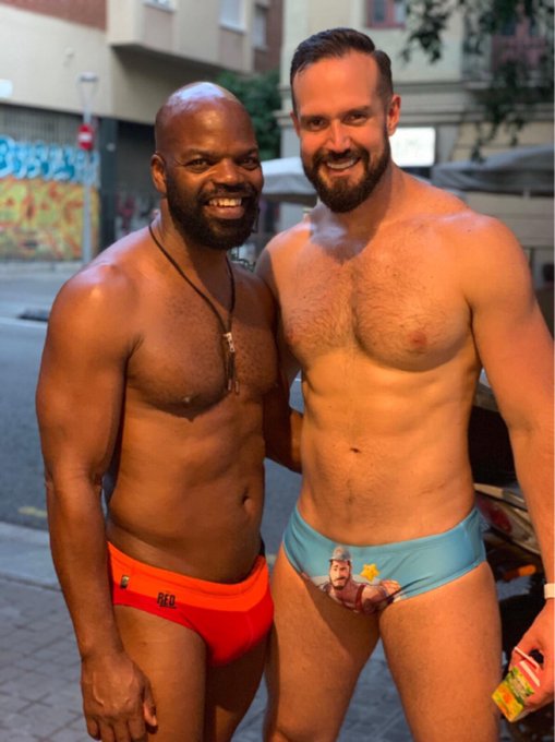 2 pic. Promotion Red water park circuit Barcelona with @CutlerX @RandyJunior_x @santinogueraxxx https://t