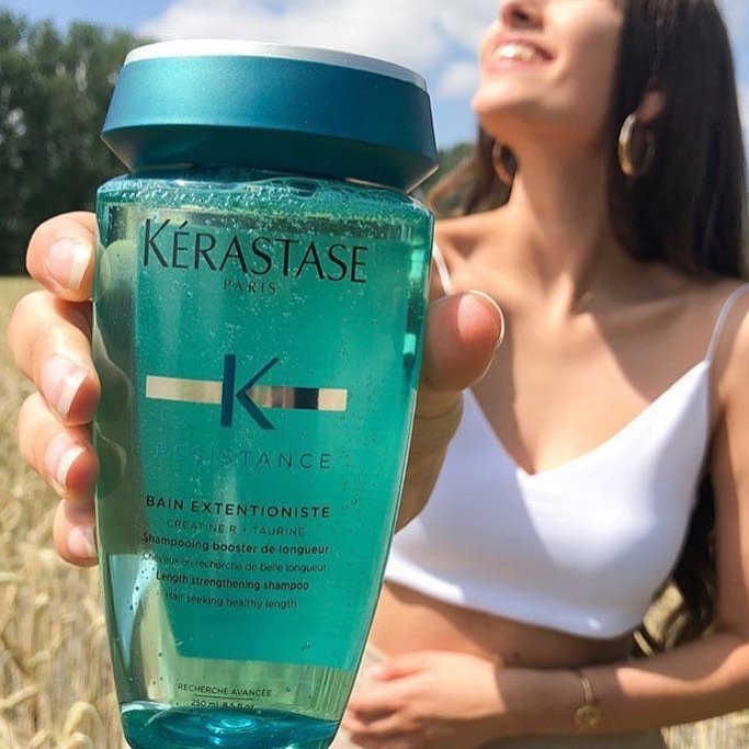 BzzAgent's tweet photo. Is your hair feeling FORTIFIED Bzzies? RT if the @KerastaseUSA #Extentioniste shampoo &amp; conditioner Bzzkit has been a total lifesaver for you! 🙌✨ https://t.co/aSFPUJ65LM