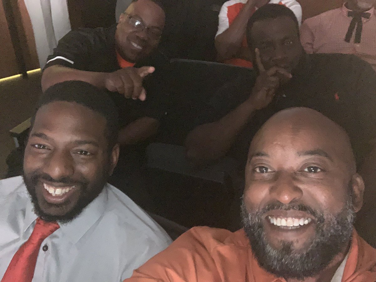 willjr1906's tweet photo. Proof we were here. Lol. #LISDNEXTLEVEL https://t.co/PHs8YjHeCq