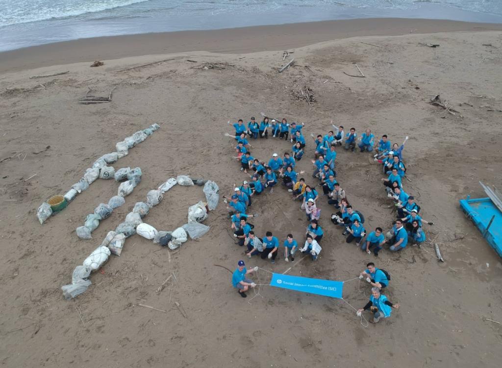 RT @HPSustainable: Check out our @HP Taiwan team! They collected 441 pounds of trash in HP's Global Shoreline Cleanup initiative and are part of our international coalition of volunteers helping to #BeatOceanPlastic. #HPCleanUp