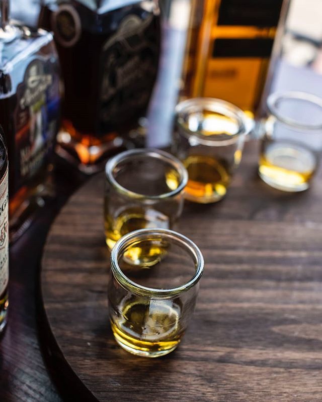 3monkeysstl's tweet photo. THIS WEEK! Join us on Thursday, August 15th for a very special Whiskey Tasting from the High West portfolio! Enjoy 4 whiskey samples with a guided tasting, a reception and appetizers! Space is limited so buy your tix today! ($20 plus tax and great) For t… https://t.co/BNIyRxlXAR https://t.co/4ELJIIdUR9