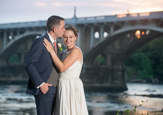 PalmettoDuo's tweet photo. Michelle and Andrew has a perfect sunset for their wedding day this weekend!  More previews coming soon!  @meechellemarie @duprecateringandevents #bonesandnuge https://t.co/fABYn0qLdZ https://t.co/ArHnfM5Ias