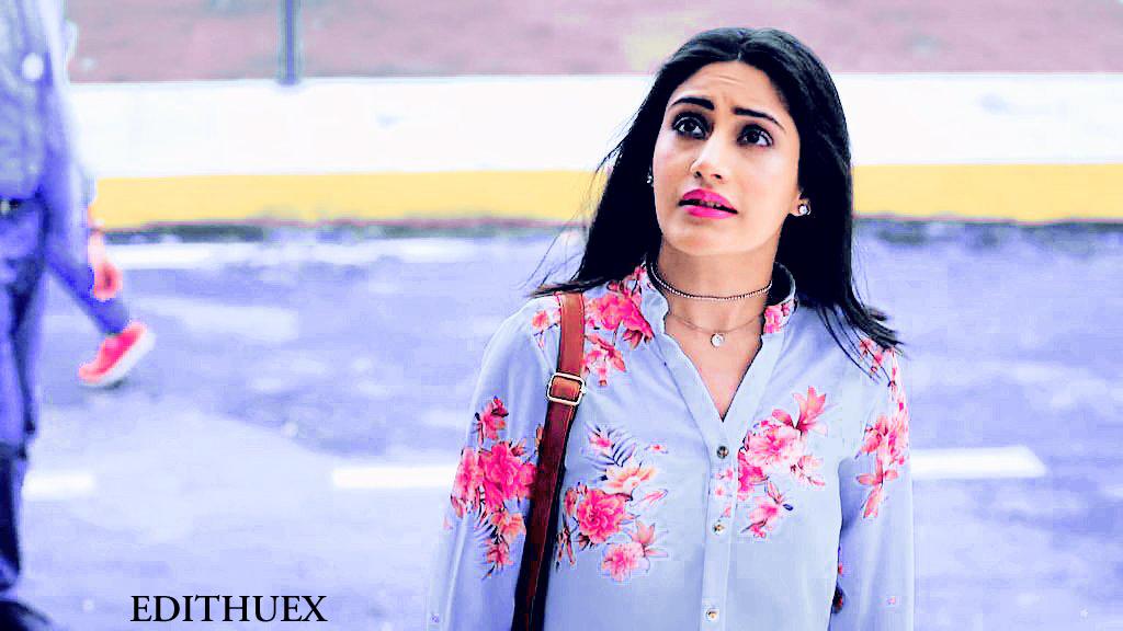 oreenx_'s tweet photo. #Sanjivani #SurbhiChandna @SurbhiChandna #DrIshani
#DrIshani https://t.co/t95qHlLl6Y