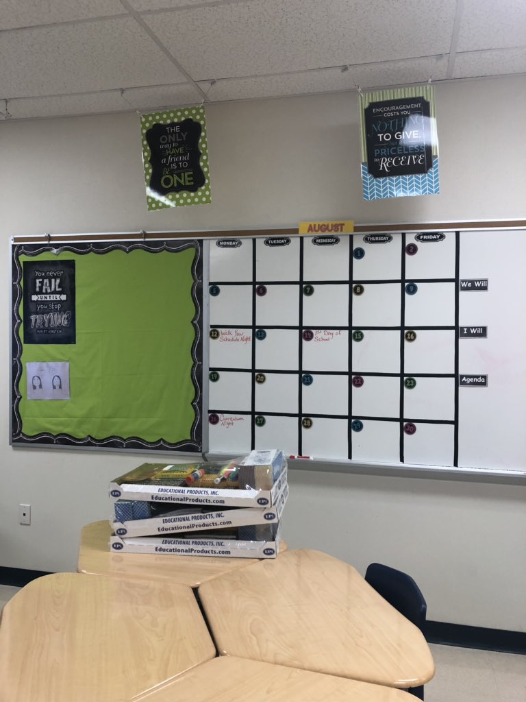 swinkmath's tweet image. Thanks @reynarithmetic for making this amazing calendar for my classroom! #DISjourney