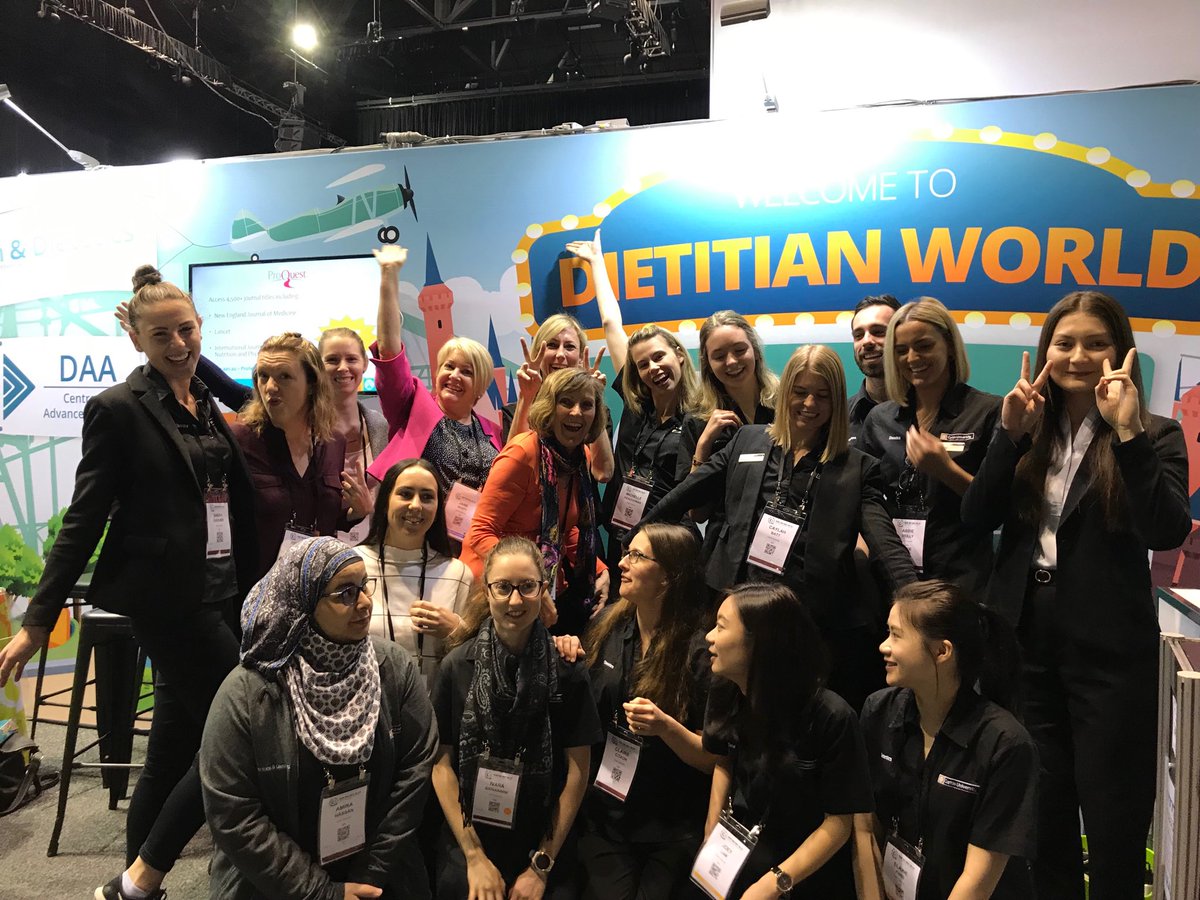 DrDeborahKerr's tweet photo. Curtin Master of Dietetics students all the way from Perth - the future is bright for Dietetics #curtindietetics #DAA2019 ⁦@DAA_feed⁩ ⁦ https://t.co/bKBYxF2qmh