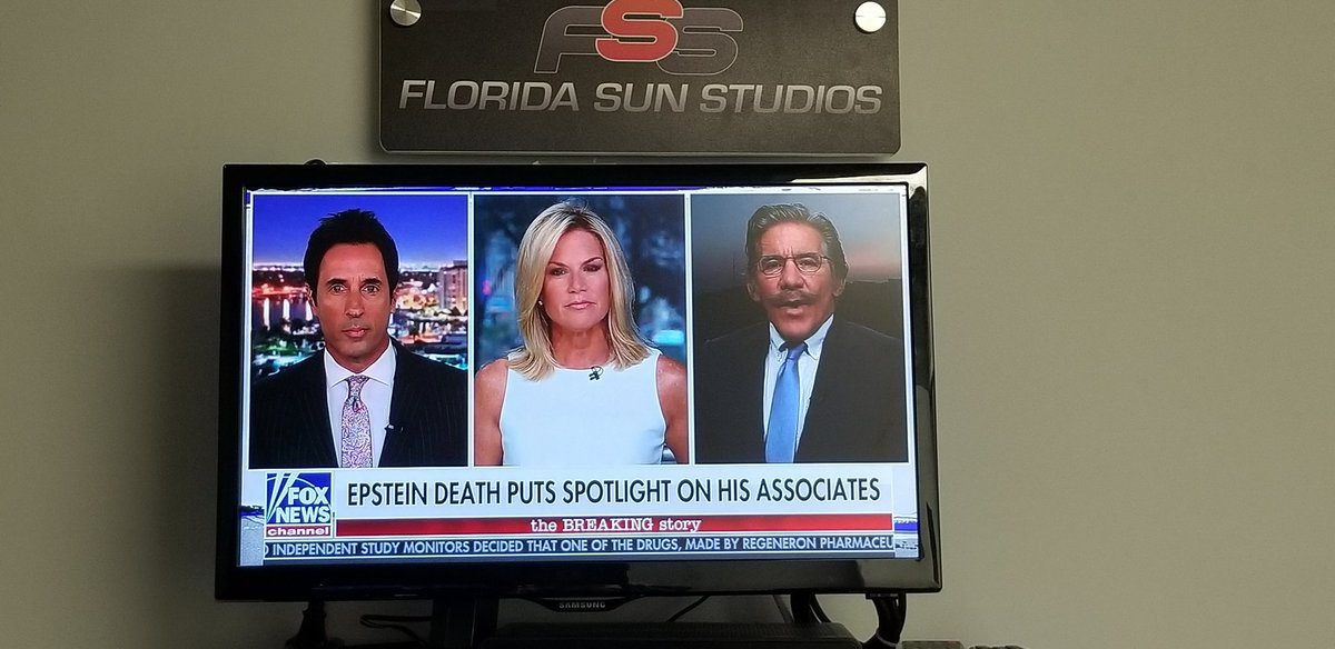 Finishing off my day with one of my favs,<a href="/MarkEiglarsh/">Mark Eiglarsh</a> for <a href="/FoxNews/">Fox News</a>  at Florida Sun Studios #mensgrooming #hairandmakeupbyme peggymackey.com