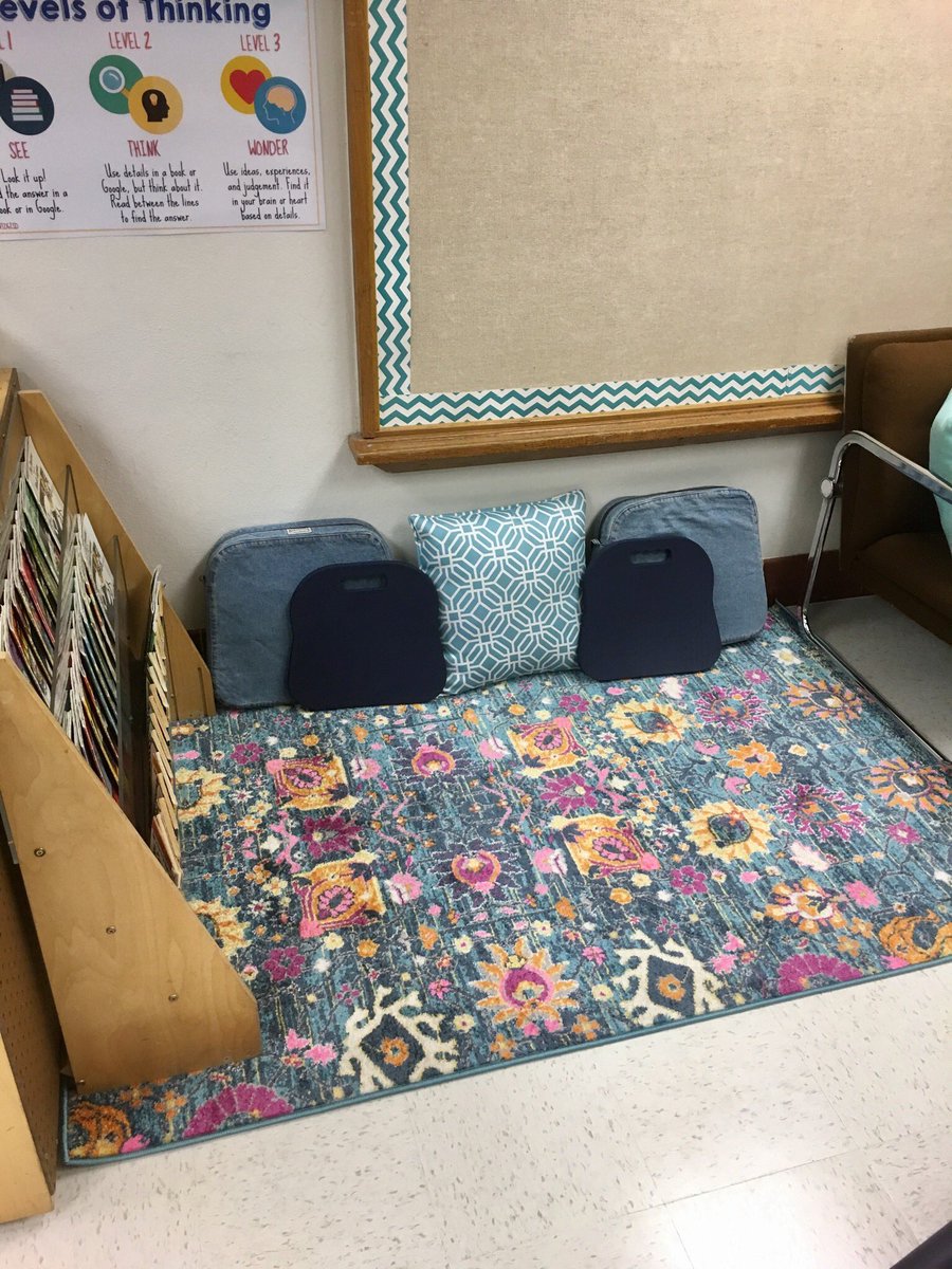 SherryWithrow2's tweet photo. Just another teacher working her magic to be ready on Day 1! Whew!  @CES_Cougars https://t.co/2h1RtlXFbC