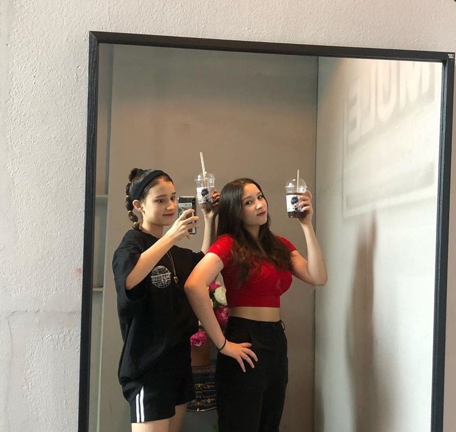 beomjunluvss's tweet photo. ๐๐งธ์นด์ด์ค๋น ์์ผ์ถํํดใ
โค๏ธ๐๐งธ(D-2)
#cafemule #happy_ningning_day #8์์ด_์ ๋ฌผํ_์ฒ์ฌ #๋๋์_์ด์ฌ๋๋ฒ์งธ_์์ผ์ถํํด #ํด๋์นด์ด #hueningkai #์์ผ #์ถํํด #์ปตํ๋ || ๋ด์ผ์ ์ฒญ๋ด ๊ฐ์ฆ์~๐
Ig: leanavvab
Bahiyyih_727 https://t.co/h6Lg0W4nxq