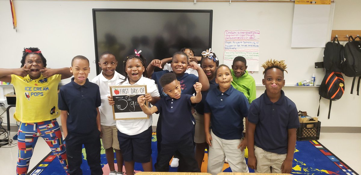MsKWisdom's tweet photo. 1st day of school at @APSHollisCrew was a success. It is my goal to INSPIRE HOPE, IGNITE IMAGINATION, and INSTILL the LOVE of LEARNING in my students. #BecomingTheNext #APSFirstDay #1stdayofschool https://t.co/ghXYxLnI0Q