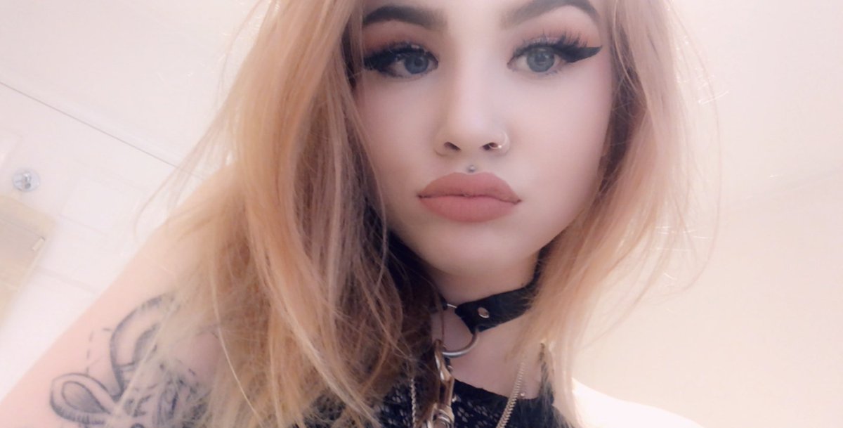 cherryp38827558's tweet photo. you wanna misbehave now? #findpig #paypig #cashapp #paypal #sugardaddies #piggybankgirls #walletdrain #goddess https://t.co/m1yu1BxYMK