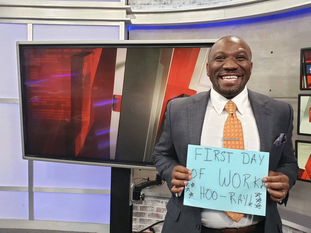 cfryenewsguy's tweet image. Day 1 in the books! #NewJob #NewOpportunity #FirstDayOfWork