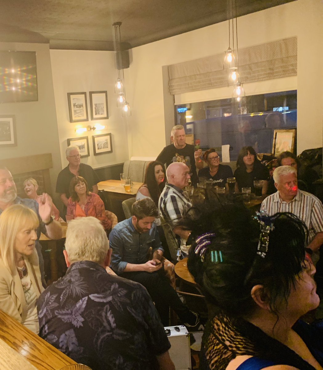 danieldaviesRPL's tweet image. Good start to the week at our James Atherton Tavern in #VictoriaQuarter #NewBrighton #RockpointLeisure #HospitalityLedRegeneration @UKHofficial @Instoflicensing @BIIandBIIAB @beerandpub @wearethentia at our open mic night #LiveMusic @WirralCouncil @Wirral_Chamber @imaginewirral