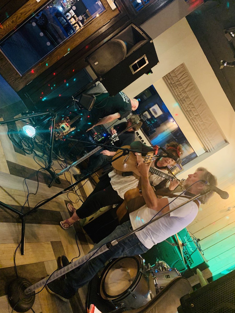 danieldaviesRPL's tweet image. Good start to the week at our James Atherton Tavern in #VictoriaQuarter #NewBrighton #RockpointLeisure #HospitalityLedRegeneration @UKHofficial @Instoflicensing @BIIandBIIAB @beerandpub @wearethentia at our open mic night #LiveMusic @WirralCouncil @Wirral_Chamber @imaginewirral