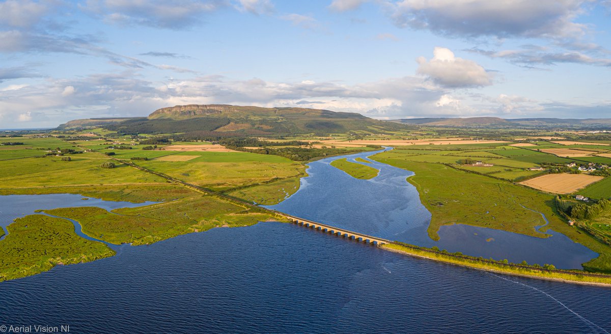 The River Roe meets Lough Foyle under the watchful eye of Binevenagh Mountain at Myroe Limavady @ILoveNorthCoast <a href="/VisitCauseway/">Visit Causeway Coast & Glens</a> @CCAGTourismTeam <a href="/NITouristBoard/">Tourism NI</a> <a href="/VisitLimavady/">Visit Limavady</a> <a href="/NWSharingZone/">NW Ireland 2040</a> <a href="/BinevenaghLPS/">Binevenagh & Coastal Lowlands LPS</a> <a href="/CCGHT/">AXX CCGHT</a> <a href="/TourismIreland/">Tourism Ireland</a> <a href="/CausewayCouncil/">Causeway Council</a>