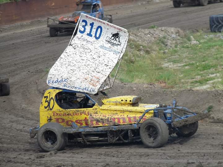 Good day at sint maarten yesterday.
12, 3rd and 12 in the heats. Qualified for the final on almost the last row. Finished 20th with brake issues.