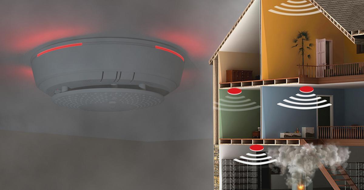 Resideo's tweet photo. Discover common sources of elevated CO and CO2 in your home and tips for proper ventilation in the latest edition of our #IndoorAirQuality series. https://t.co/rDxOudr7Im #SmartHomeSimplified #WeAreResideo https://t.co/dvRBWqMmmT