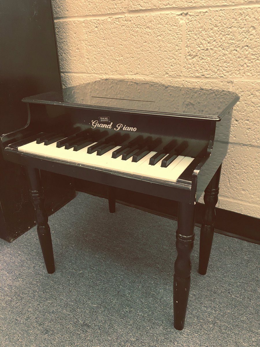 itsDrMartin's tweet photo. You just never know; the next @aliciakeys, @eltonofficial, or even Beethoven may be in my classroom. Oops, I meant, #PirateShip! Hence, a little Grand Piano on our #2ndGradePirateShip #SavetheArts #MoreThanAStudent #piratescholars #TLAP #LearnLAP @piratelearners https://t.co/xVIB8hijun