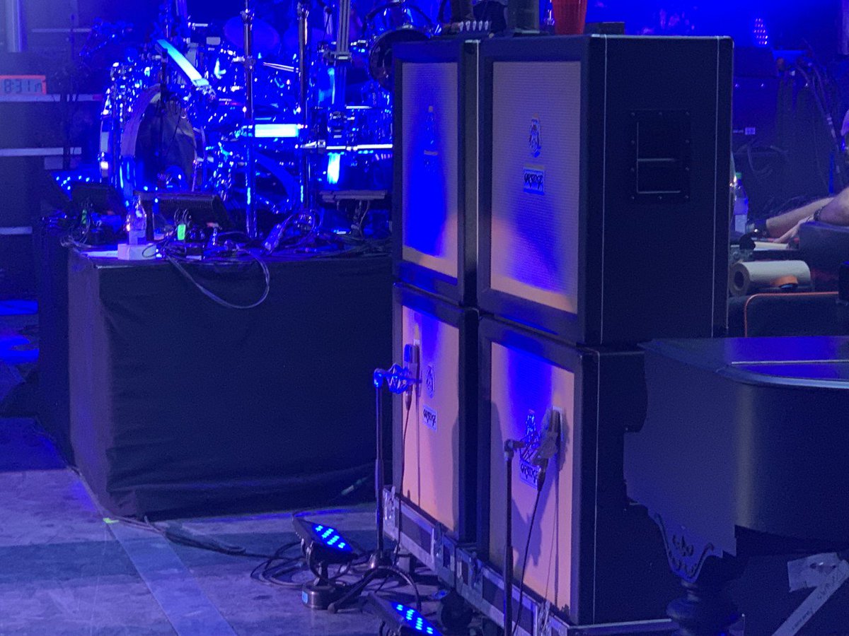 SeymourDuncan's tweet photo. .@Evanescence is on tour and powering their guitar tone with #SeymourDuncan PowerStage 700s. Thanks to the band and crew for such great images, and for bringing us on the road with you!

What gear is part of your live rig? #GuitarRig #SeymourDuncanPedals #PowerAmps #GuitarAmp https://t.co/clyHIIlE4D