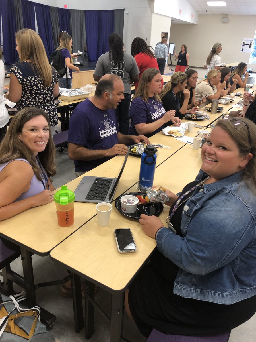 RRA_Raiders's tweet photo. Thank you @newspring for providing a delicious breakfast for our teachers to help them kick off a new year! https://t.co/CMNaQsaA2Q