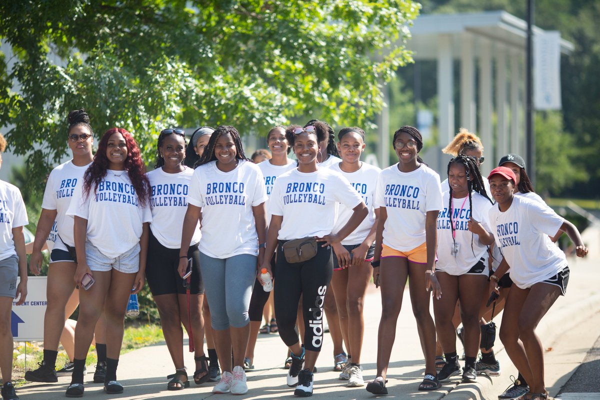 uncfsu's tweet photo. Photos from @uncfsu's Class of 2023 Operation Smooth Move on August 10, 2019.
#ProudToBe #HBCU #FayettevilleStateUniversity #BroncoPride #OperationSmoothMove #2019 #FayState23 https://t.co/A1BLJFDyn5
