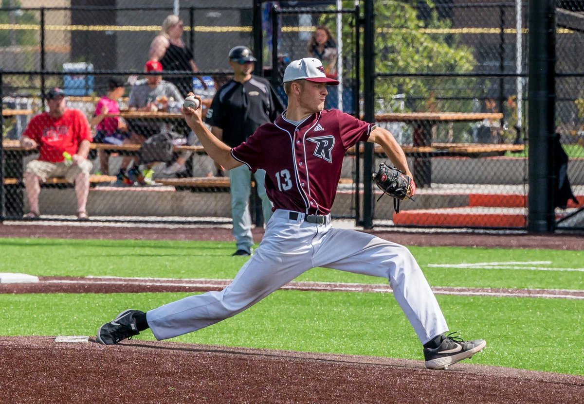 WCLBaseball's tweet photo. John Jensen (@picklesbaseball/@UCIbsb) and Hayden Minich (@RRaptorsBB/@mthoodbaseball) receive @Moss_Adams Player and Pitcher of the Week accolades. STORY: https://t.co/sR06p94hWg https://t.co/H8DQ4HlOZv