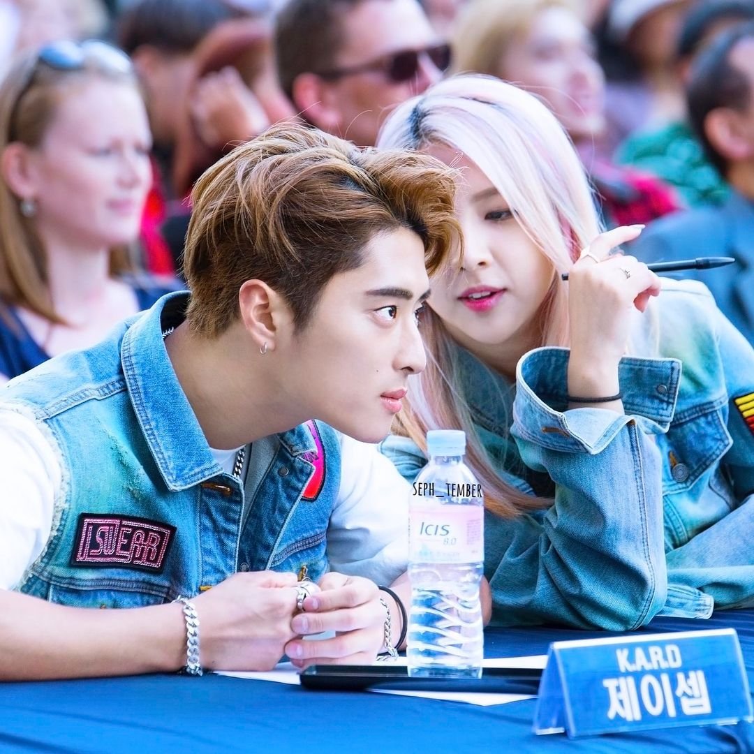purplesominee's tweet photo. Day 12,567 of @official_DSP not giving us the come back they promised.

In the meantime bless your eyes with the Tom &amp; Jerry unit. #JiSeph #KARD #KPOP https://t.co/ofFtI5rPfM