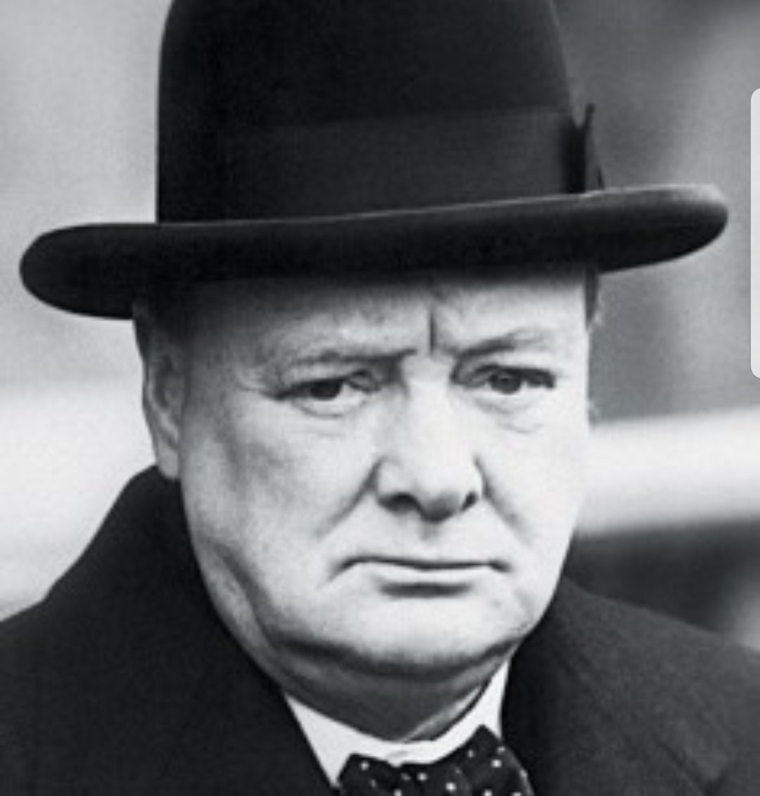 guillermomadero's tweet photo. "Nunca, nunca, NUNCA te rindas" Churchill https://t.co/jJdnLURJmI
