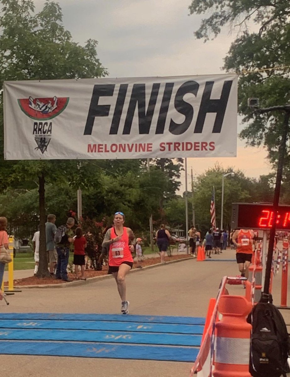 ofrunsoundmind's tweet photo. Watermelon Fest 5k 2019 https://t.co/cImFqtuiZ6 https://t.co/5MWeaFbuNe