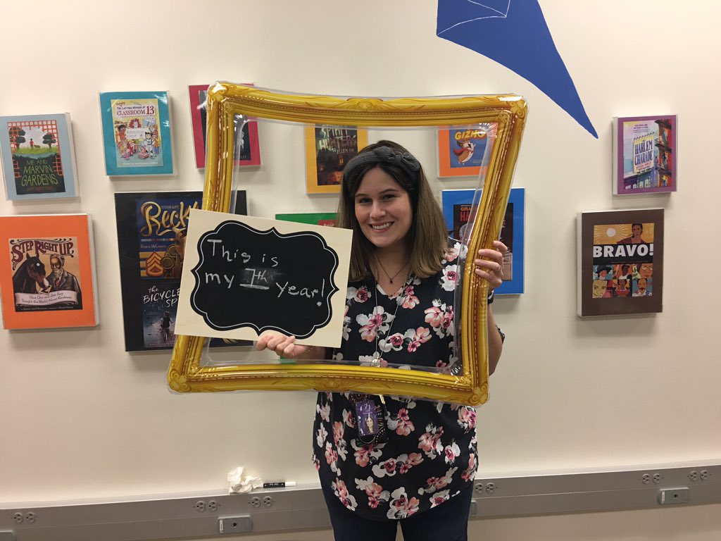 SimmonsEagles1's tweet photo. I’m so thankful for these girls, my 2nd grade family team! #hessoars https://t.co/sBaRdoVASc