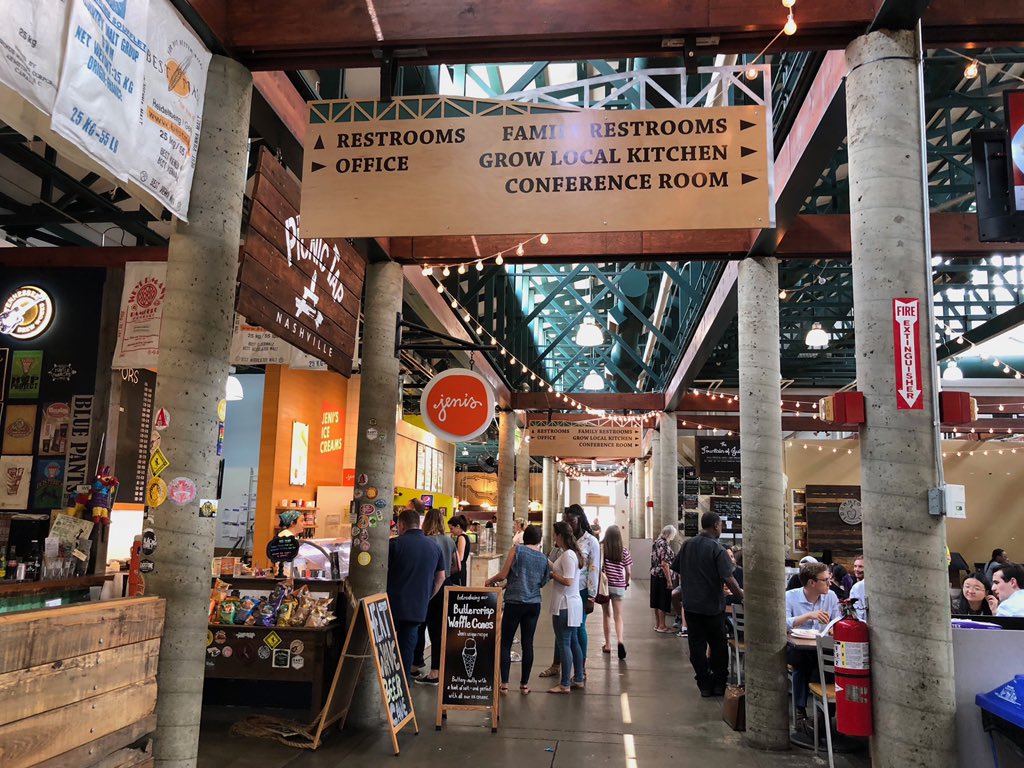 OfficialDotTrot's tweet photo. Nashville’s Farmer’s Market! Check out @batchusa when you’re there and grab a bag of Prohibition Popcorn!! It’s incredible 🤤 @2thompsons https://t.co/1gcki3Ij82