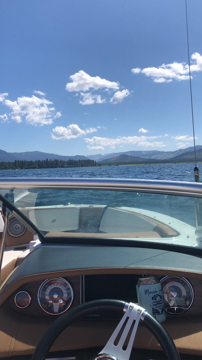 SanchezMinerva3's tweet image. Summers are forever #Tahome