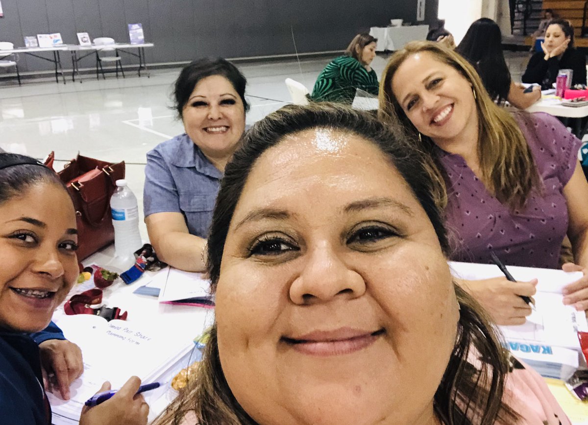 coco_fendi's tweet photo. Great day of learning with my co-workers!!! #Kagantraining #newtechniques #onemoreworkday #BackToSchool2019 @cavazos_coach @crvillarreal151 https://t.co/TMkXN0kH1M