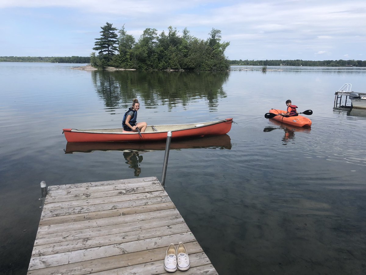 Tracy_Espinola's tweet photo. Day 50... ten more days...wowza!  Family dock yoga and hours of paddling! I was on the SUP so no pics:) too risky with a phone. Loving the cottage! #60x60Challenge https://t.co/MnlpkIJ3B9
