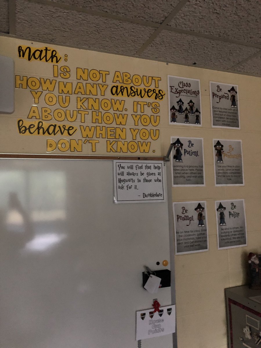 TeachwithMsT326's tweet image. Ready or not here comes 2019-20. Take a peek into the home for my students for the next 180 days. #iteachmath #secondarymath #geometry