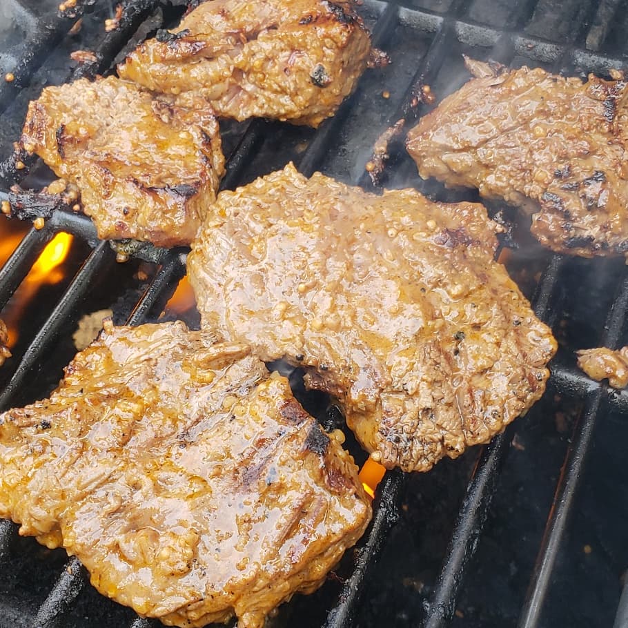 LiteraryLancer's tweet photo. After a long day of organizing my classroom, happiness is...
Mr. Steer steaktips ❤
Shout out to Maintenance at school - you are AMAZING and I'm thankful for your help! Couldn't do it without you!
#ClassroomSetup #TooManyTables
#Steaktips #GetInMyBelly https://t.co/Atrmjh80sZ