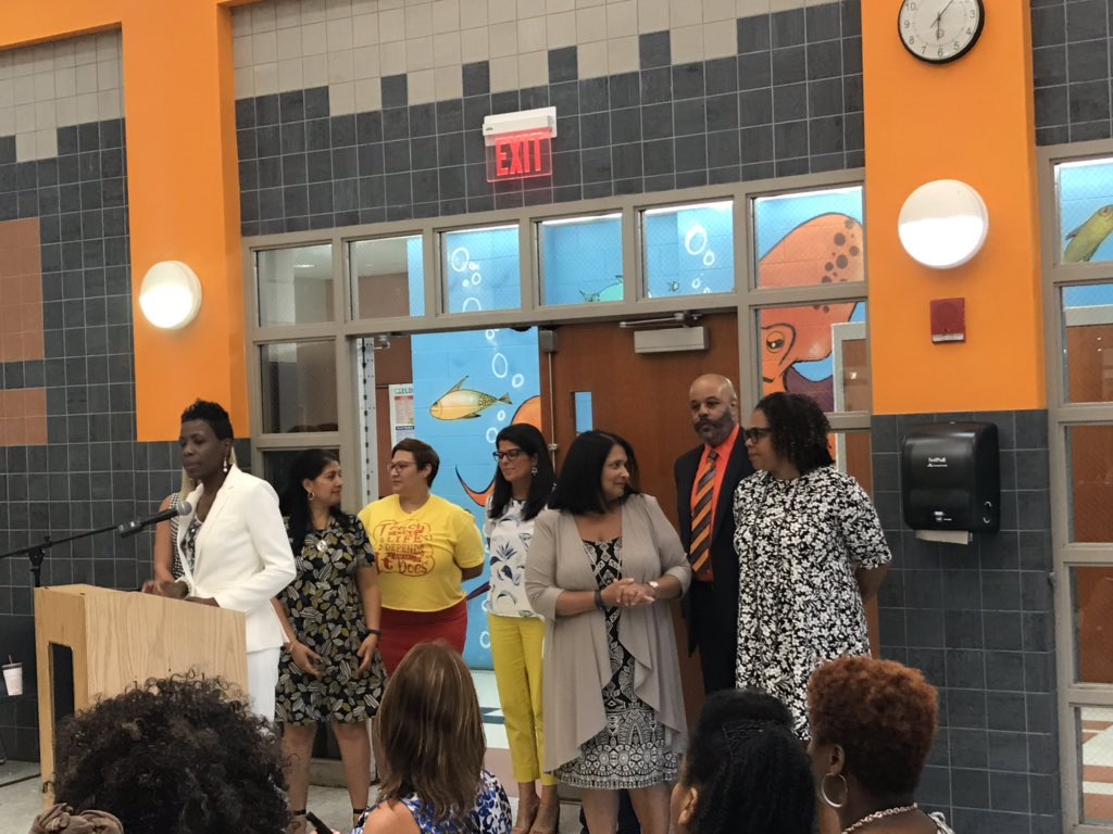MedriaBlue's tweet photo. Welcome New Haven Public Schools new administrators. They are talented and ready: Amy Migliore, Eugene Foreman, Karissa Stolzman, Stephanie Skiba, Patricia Gantenbeim, Tina Mitchell, Cora Munoz, Marisol Rodriquez! #OneNewHaven #NewLighthouses @amymigliore @NewHavenSuper https://t.co/oOtlnVKjV8