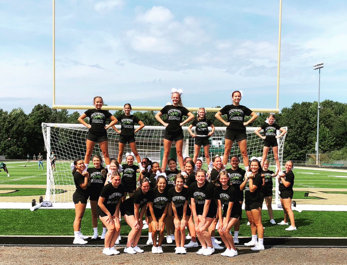 Who’s ready for football season?! 💚🏈💛🙋🏼‍♀️