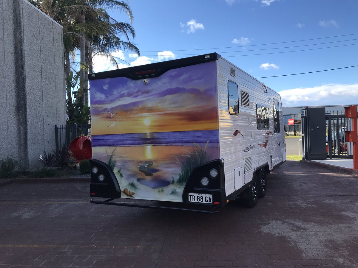 wayneharrisonAA's tweet photo. Caravan freehand airbrush art. #caravan #caravaningaustralia #greynomads #unique #caravaning #Crypto #different https://t.co/q03Y1470ru