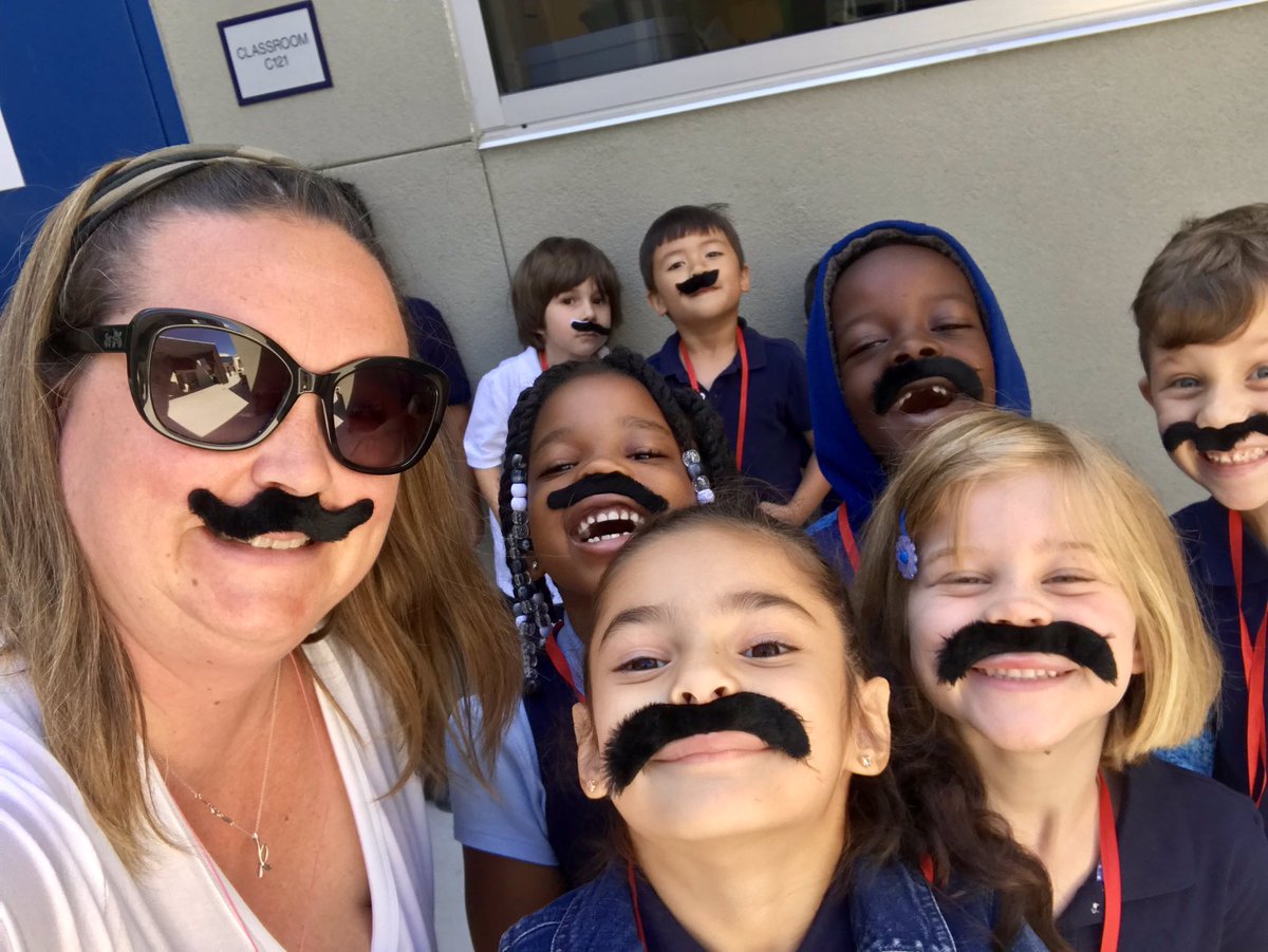 WCSTechTOSA's tweet image. M is for mustaches! What a great day in #Kindergarten #WCSJoyfulLearning #westlakecharter #alphabetbootcamp