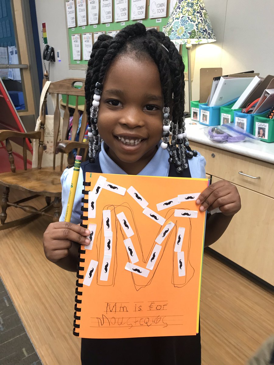 WCSTechTOSA's tweet image. M is for mustaches! What a great day in #Kindergarten #WCSJoyfulLearning #westlakecharter #alphabetbootcamp