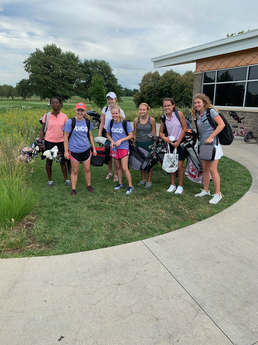 LSEAthletics's tweet photo. Good luck to the 2019 LSE Girls Golf team! Go Knights!! 🏌️‍♀️ @LSEGolf https://t.co/zUrvTgLnwi