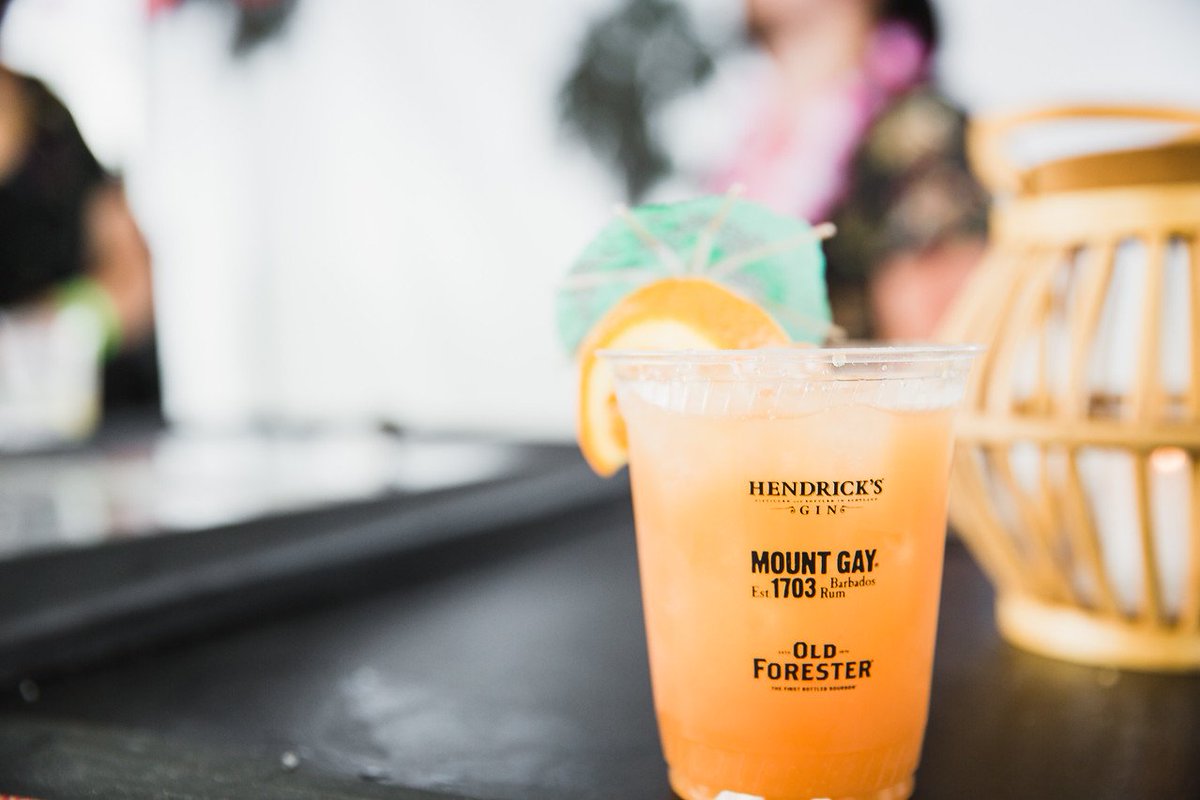 Today is going to be fun! 😎 Oh, did we mention we have a Happy Hour?

Thanks to our friends at OMNE Partners (@OMNELovesOmaha), all drafts and cans at all bars at #Maha11 will be $1 off on Friday at 5-6pm, and Saturday at 1-3pm! 

Tell your #Maha11 friend!