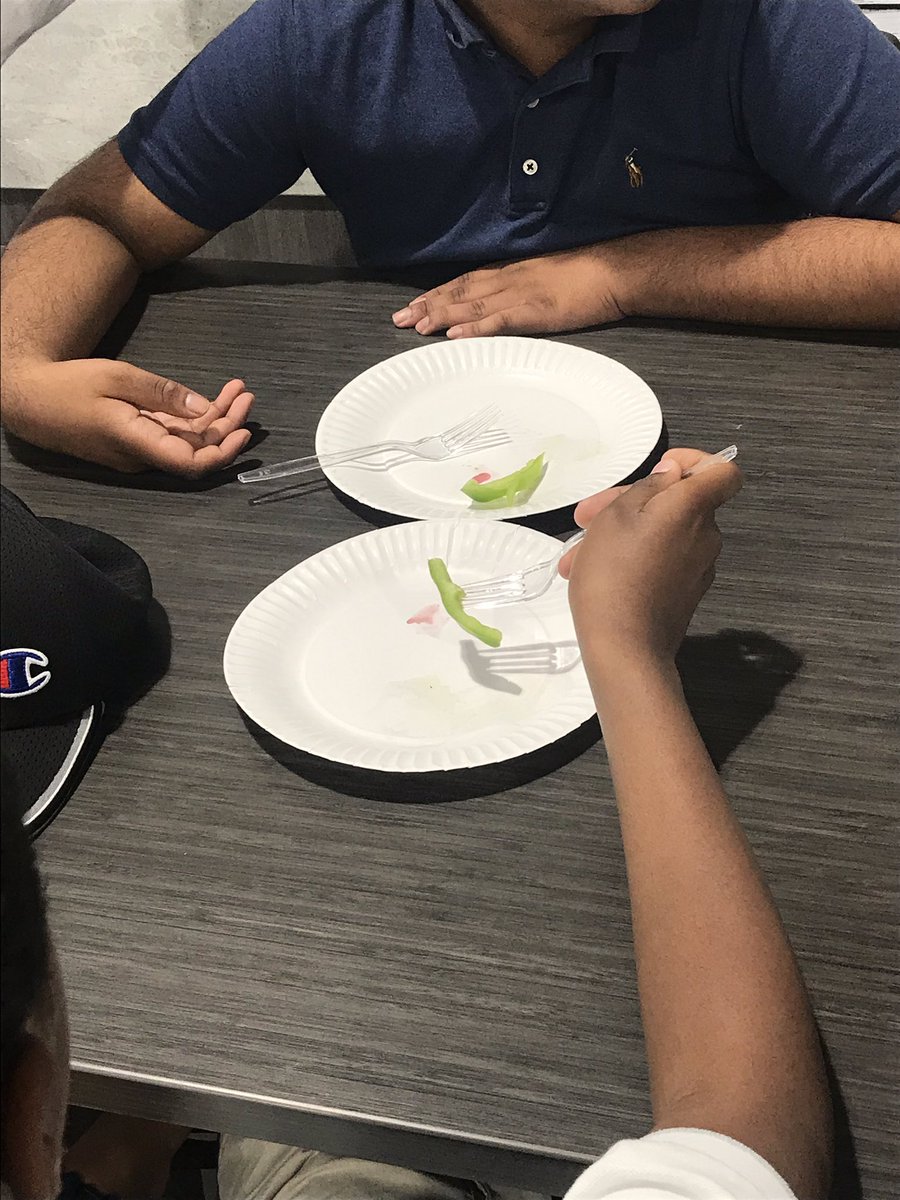 AFavia_NM's tweet photo. Successful lesson with the dietitian at Shop Rite! The students tasted one fruit for each color of the rainbow and made a healthy snack! @NMSpecServ_NJ #ESY2019 https://t.co/bKghHPzaeo
