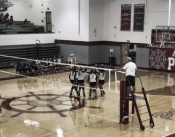 'When the players and teammates are talking to each other on the court, that’s what makes a team good' 
#HCVolleyball #oneteamonemission #WeareHC #Leadership #HCFamily