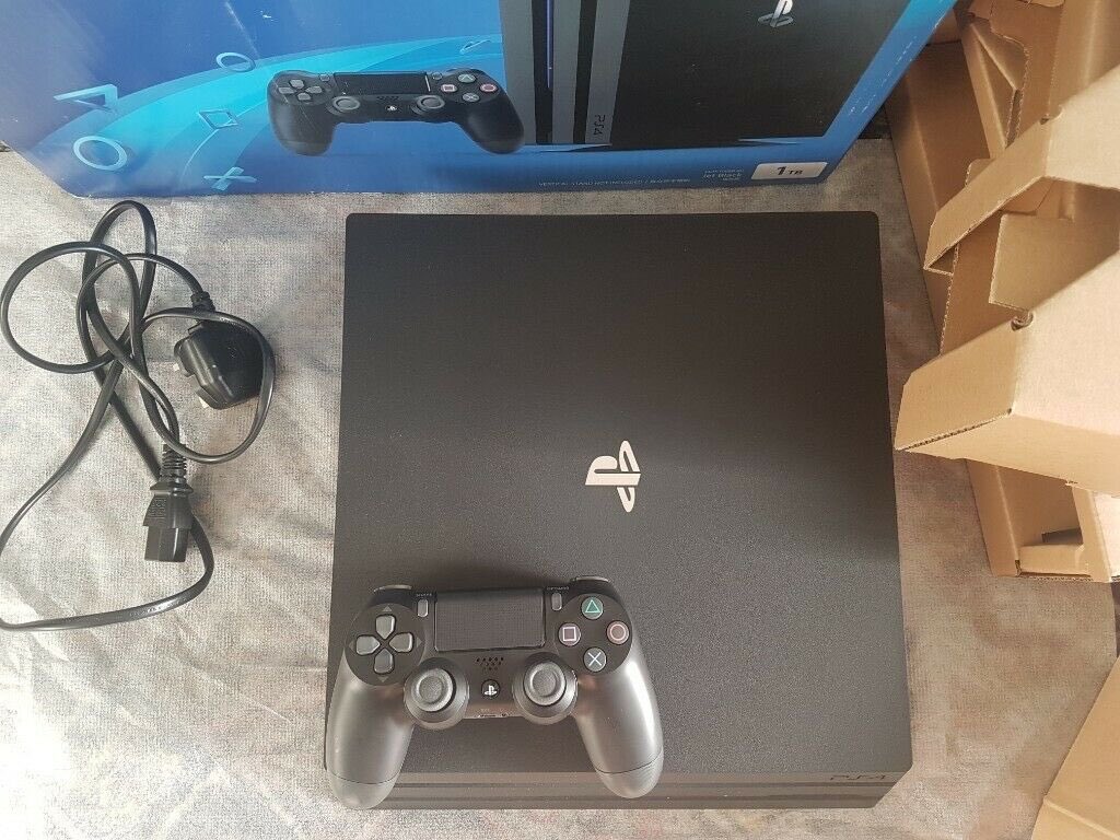 ElectronicWare5's tweet image. GIVING AWAY THIS PS4!!!!
Steps to enter the give away🔥
1. Like this post 
2. Share post with at least one friend in comments
3. Retweet this post
4. Follow this account @ElectronicWare5 
Once you have completed all these steps you will be entered into the give away!!