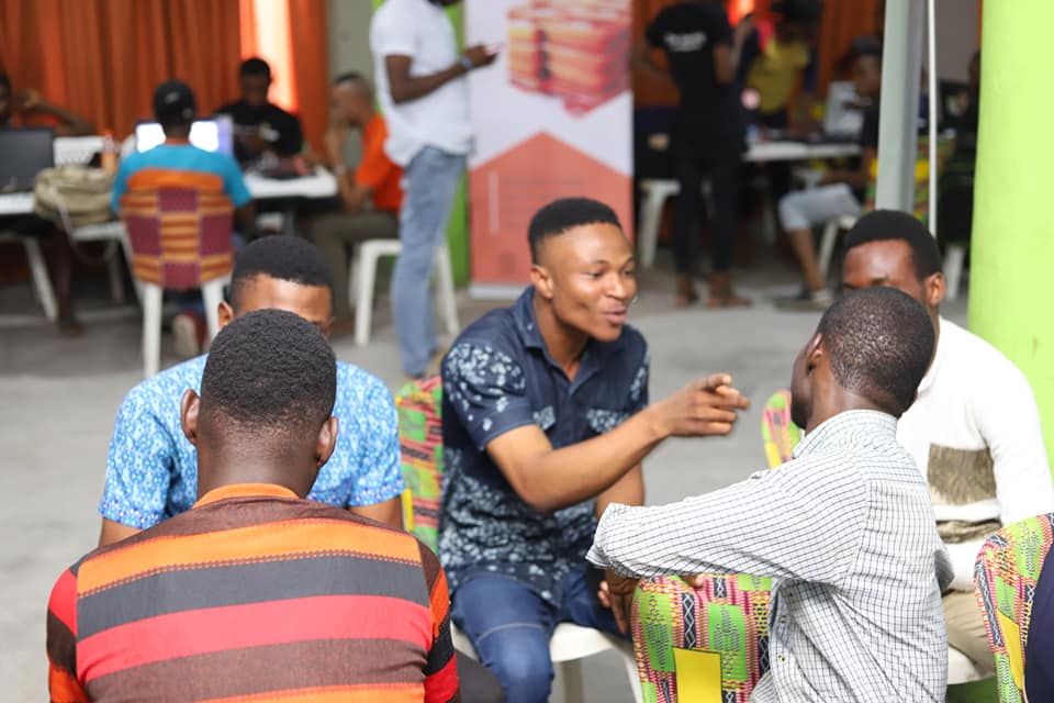 Sylvstr___'s tweet photo. t's about the #DevCircle Aba launch and it was a blast!!
I was really in the mode for pictures so I hid behind
@naco_john
I still can't remember why I was pointing
@iamtjah here lol😅
Anyways, I enjoyed today 😍
Thanks, guys!🙌🙌
@KindnessOsumgba
@IrolehVincent
@uferesamuel https://t.co/gg8XiPIidw