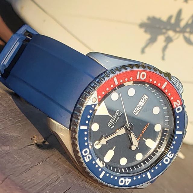 PattyORyan's tweet photo. Blue watch Monday with the @belhamelstraps SKXR1-7

#bluewatchmonday #sxk009 https://t.co/JAXzTPdocD https://t.co/GEK5GiYE0a
